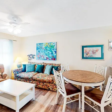 Comfortable Apartment In Antalya אנטליה